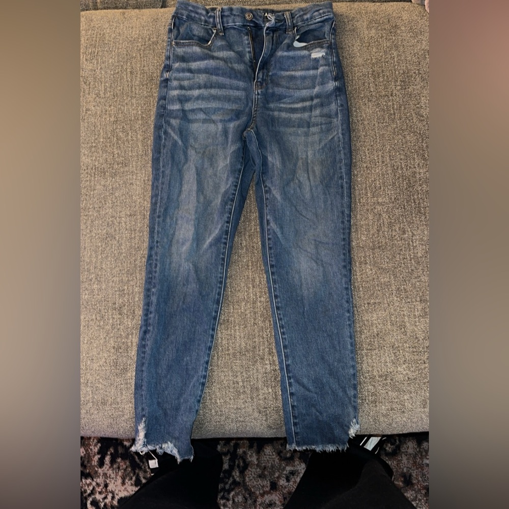 American eagle next level stretch jeans 
Lightly worn 
Size 8